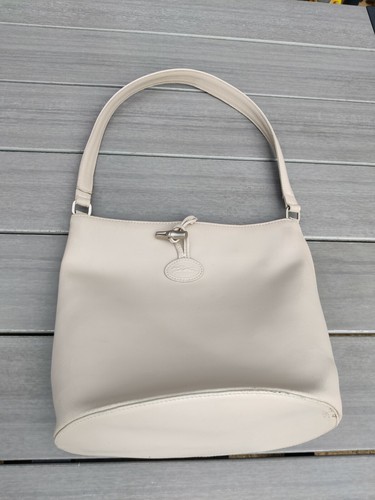 Vintage Longchamp Bucket Bag In Light Grey - Picture 2 of 12