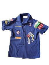 Boy Scouts BSA Official Youth Shirt Size M 10-12 Blue Cub Scout Uniform Patches