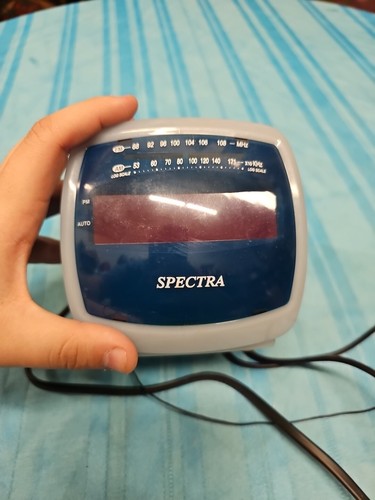 Spectra AM/FM Digital Alarm Clock Radio CR-150 T Apple Mac Style Y2k 2000's - Picture 8 of 10
