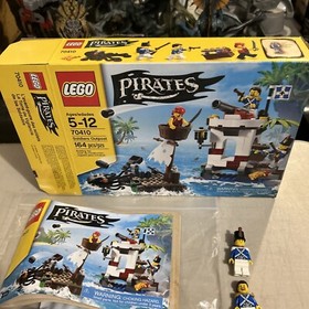 LEGO Pirates Soldiers Outpost 70410 Retired Set Boxed
