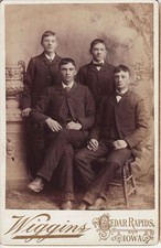 Vtg Victorian Cabinet Card by Wiggins Dapper Young Men Cedar Rapids IO 271-169