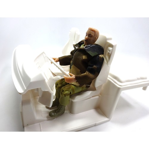 Fahrer Puppe Figur Spielzeug für 1/14 RC Traktor Modell Auto LKW Dekoration - Bild 4 von 11