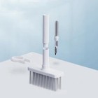 Foto 11 di 13