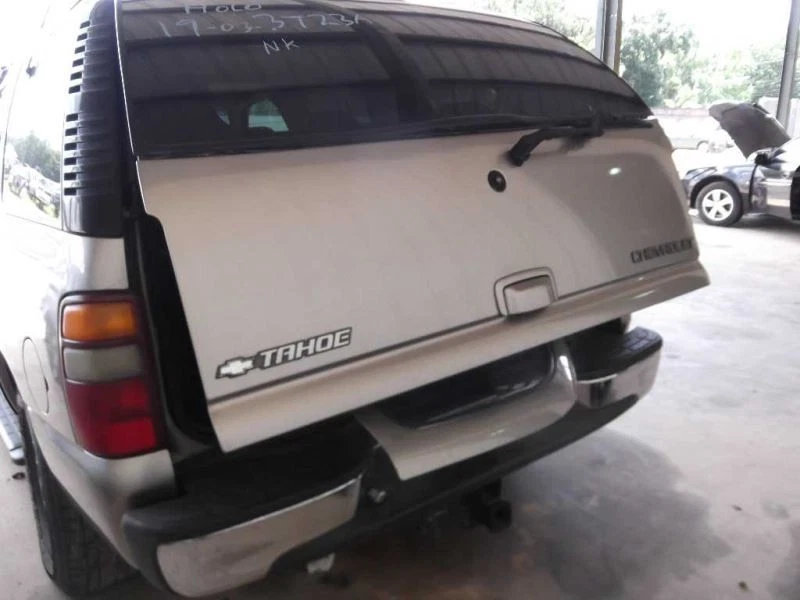 (LOCAL PICKUP ONLY) Trunk/Hatch/Tailgate Liftglass Opt AJ1 Fits 00 SUBURBAN 1500 — 第 3/4 张图片