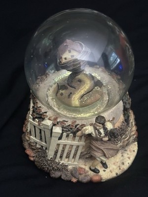 Wizard of Oz Tornado Spinning Water Globe San Francisco Music Box Co Not Working
