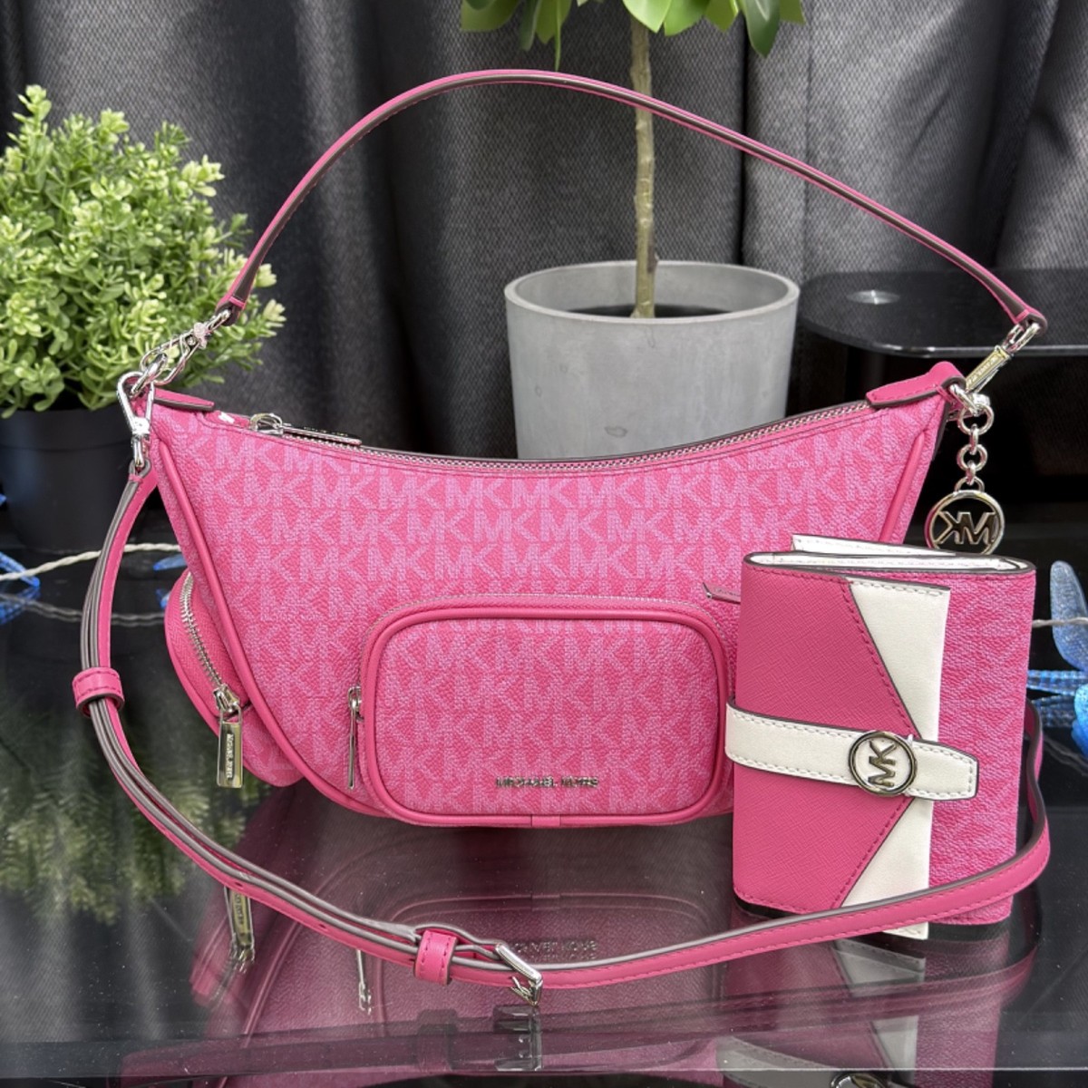 Michael Kors Merritt SM Convertible Shoulder Crossbody Bag +
