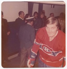 1974 Pete Mahovlich Fan Photo Hockey Montreal Canadiens Vintage Jersey