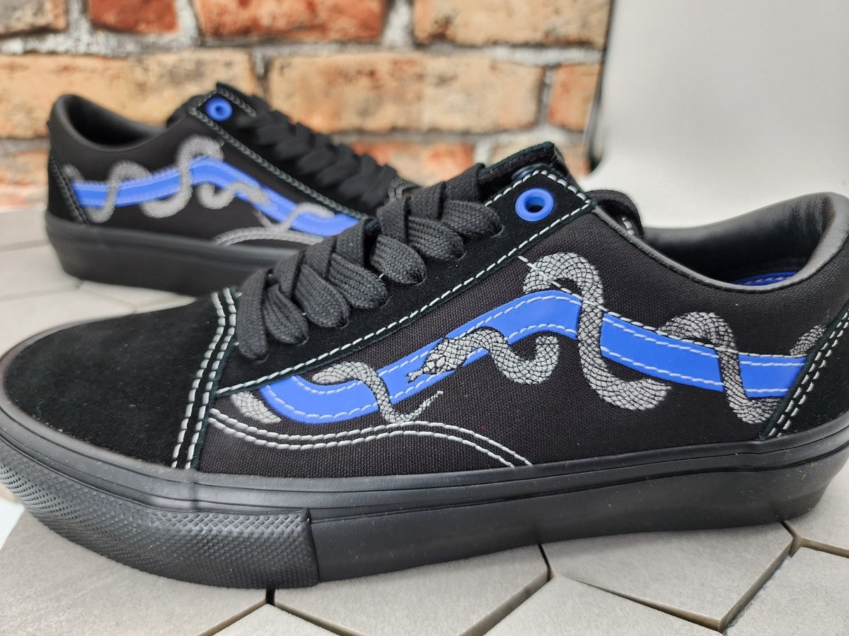 靴 vans Breana Geering old skool snake Vans Skate Old Skool X Breana Geering Snake Blue Black Mens