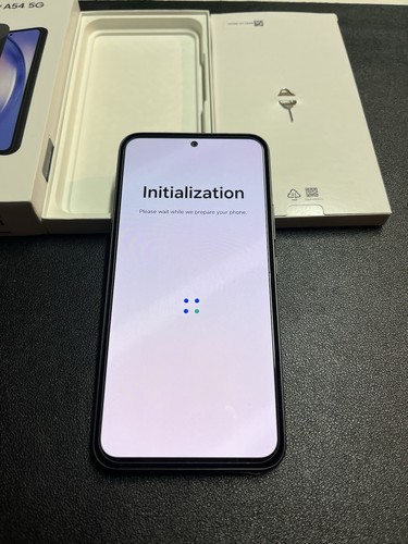 Samsung Galaxy A54 5G 128GB Black UNLOCKED - NEW In The Box - Picture 1 of 8