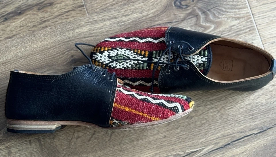 WOMEN'S RUG OXFORDS - ONE-OF-A-KIND VINTAGE MOROCCAN RUG SHOES Size 41 - Image 4 of 4