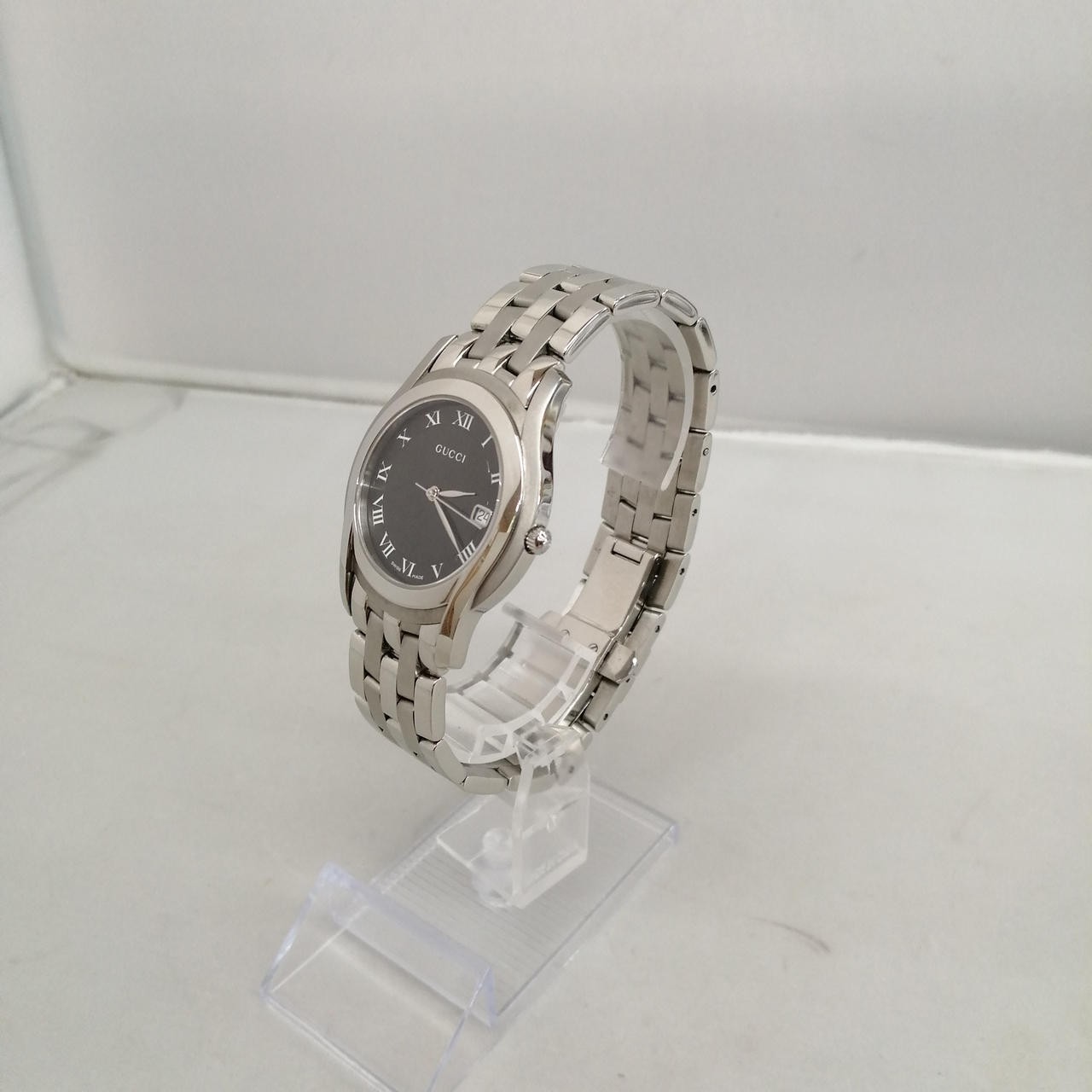 Gucci 5500M Luxury Wristwatch for Men