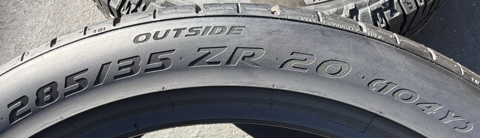 ONE BRAND NEW 285/35ZR20 (104Y) Pirelli P Zero Corsa PZC4 MC McLaren PNCS Tire