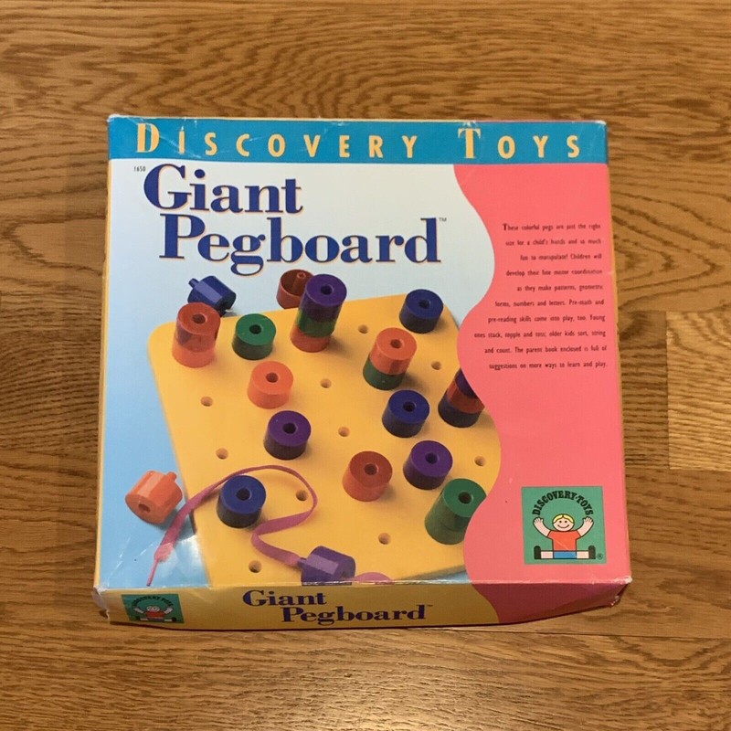 Discovery Toys Giant Pegboard Vintage 1993 Educational Preschool Pattern Stack