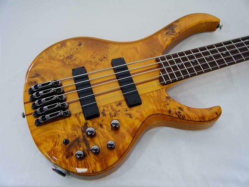 【最終値下げ】Ibanez BTB 775PB 限定カラー 5弦ベース 最終値下げ】Ibanez BTB 775PB 限定カラー 5弦ベース IBANEZ「BTB