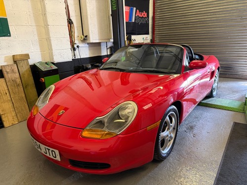 Porsche Boxster 986 Guards Red - Picture 2 of 23