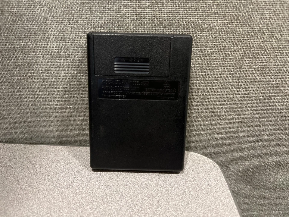 LCD portátil Radica vintage - Ranura de bolsillo - ¡¡¡PROBADO Y FUNCIONA!!!! Foto 2 de 4