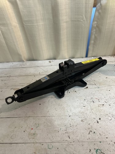 2006-2012 TOYOTA RAV4 SPARE TIRE SCISSOR JACK oem emergency jack 06 07 08 09 10
