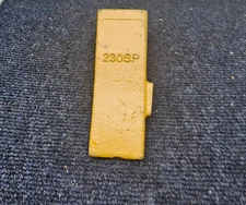 230SP: Yellow Bucket Tooth 39.8mm Fit 230 Series Excavators