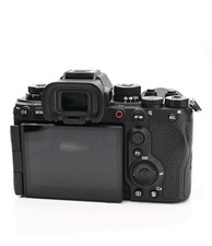 Fujifilm Fuji GFX 50S II,Spare Battery, M42 Adapter, Lcd Screen Protector