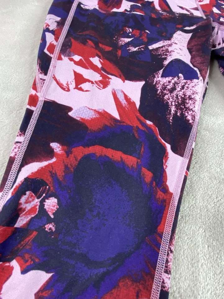 Lucy | Mujer | Leggings capri de compresión | XL | Floral abstracto | Ropa deportiva Foto 2 de 4