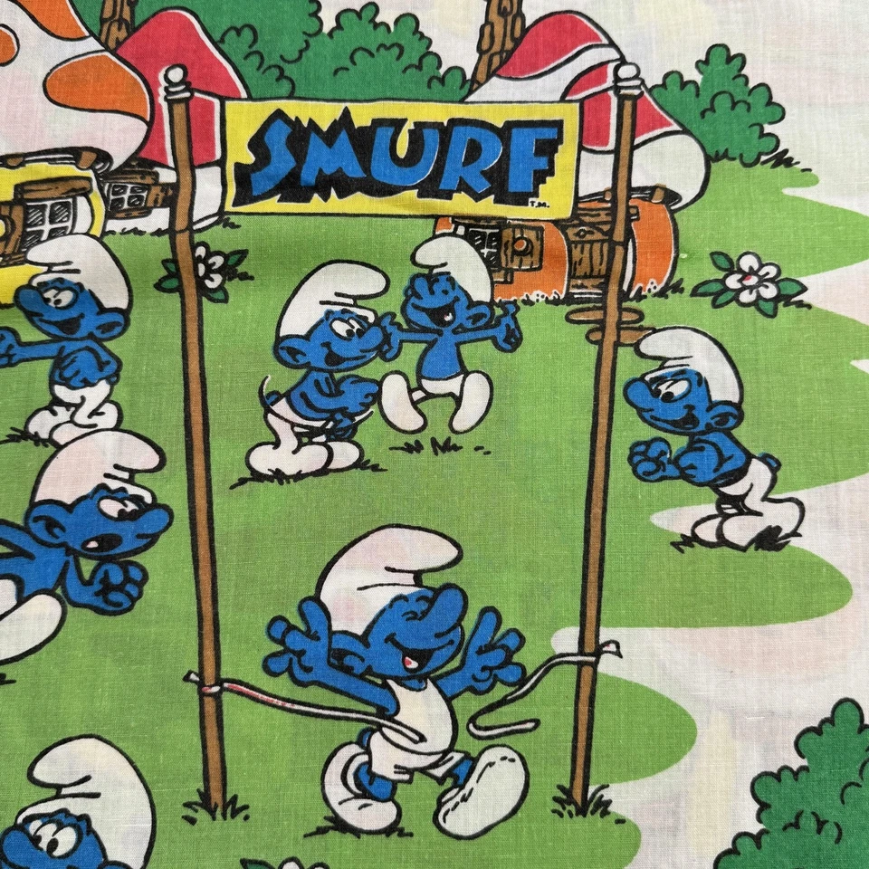 Sábana plana vintage de los Pitufos Peyo Mushroom Village banda tela años 80 dibujos animados ropa de cama Foto 4 de 4