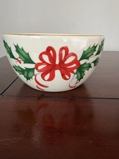 Lenox Holiday Bowl American By Design 16 OZ NUEVO CON ETIQUETAS Beige Verde Acebo/Cinta Roja