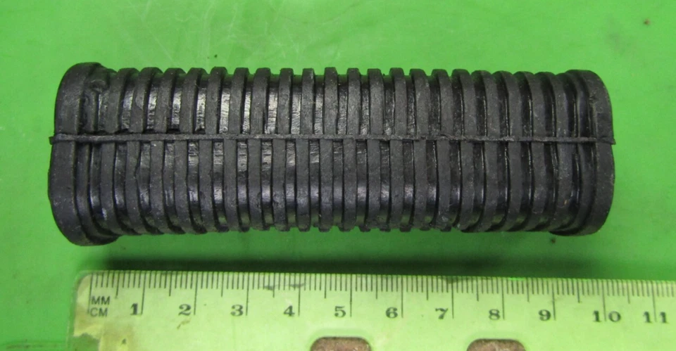 Caucho clavija Honda CA72 CA77 CB160 CB450 CL160 CL450 CT90🔥50731-024-000🔥OEM🔥NOS Foto 2 de 4