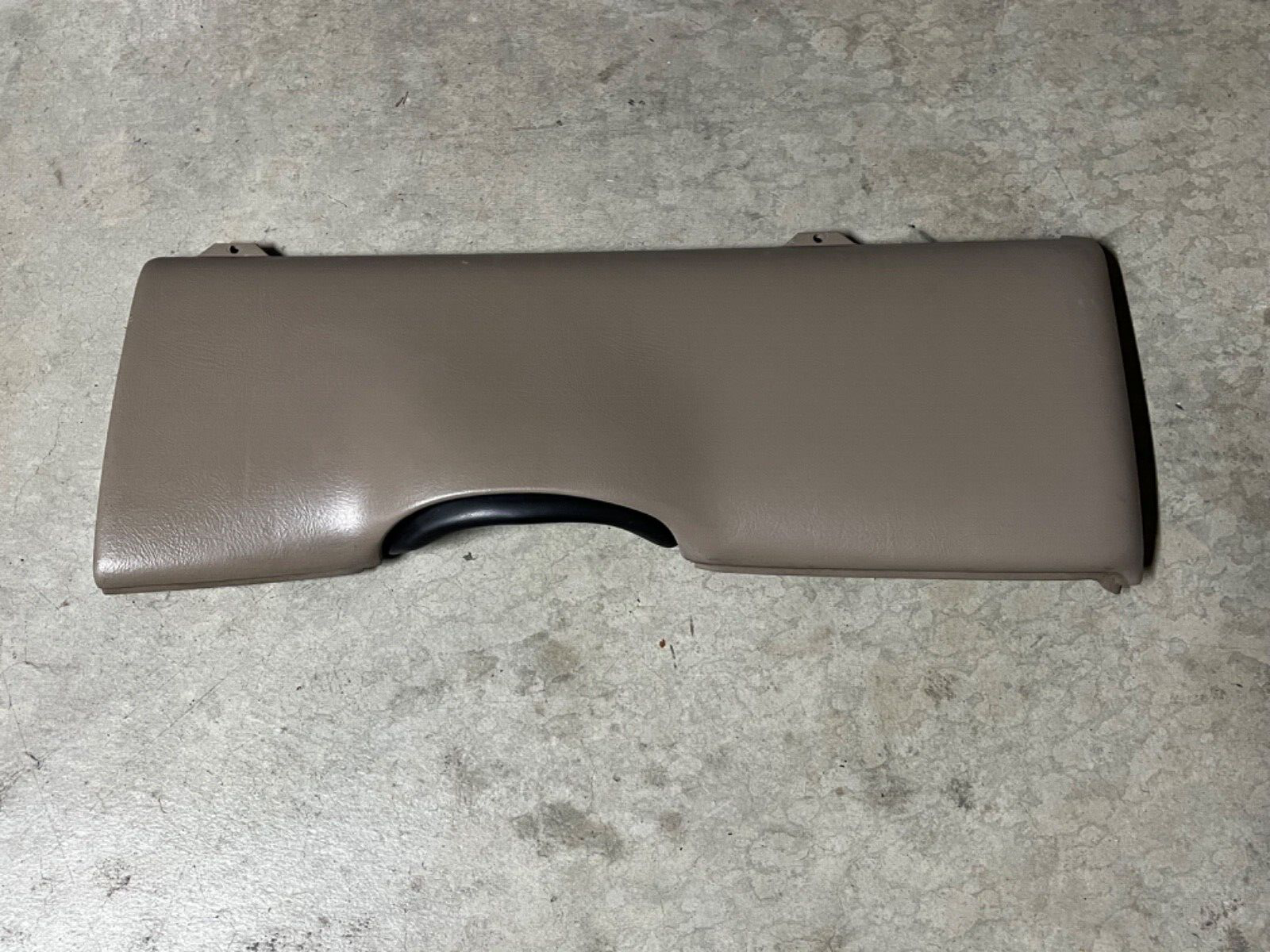 🔥99-02 Chevrolet Silverado GMC Sierra Knee Bolster Lower Column Dash Trim Panel