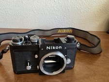 Nikon F camera BLACK Apollo Era Late Model - vintage 35mm film - Slow Speeds off