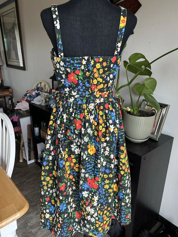 Винтажный сарафан 80-х Victor Costa с черным цветочным узором и карманами размер 10 - Изображение 4 из 4