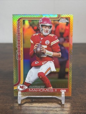 2025 Topps Chrome Patrick Mahomes II Leather Gold Refractor SP /50 #148 Chiefs