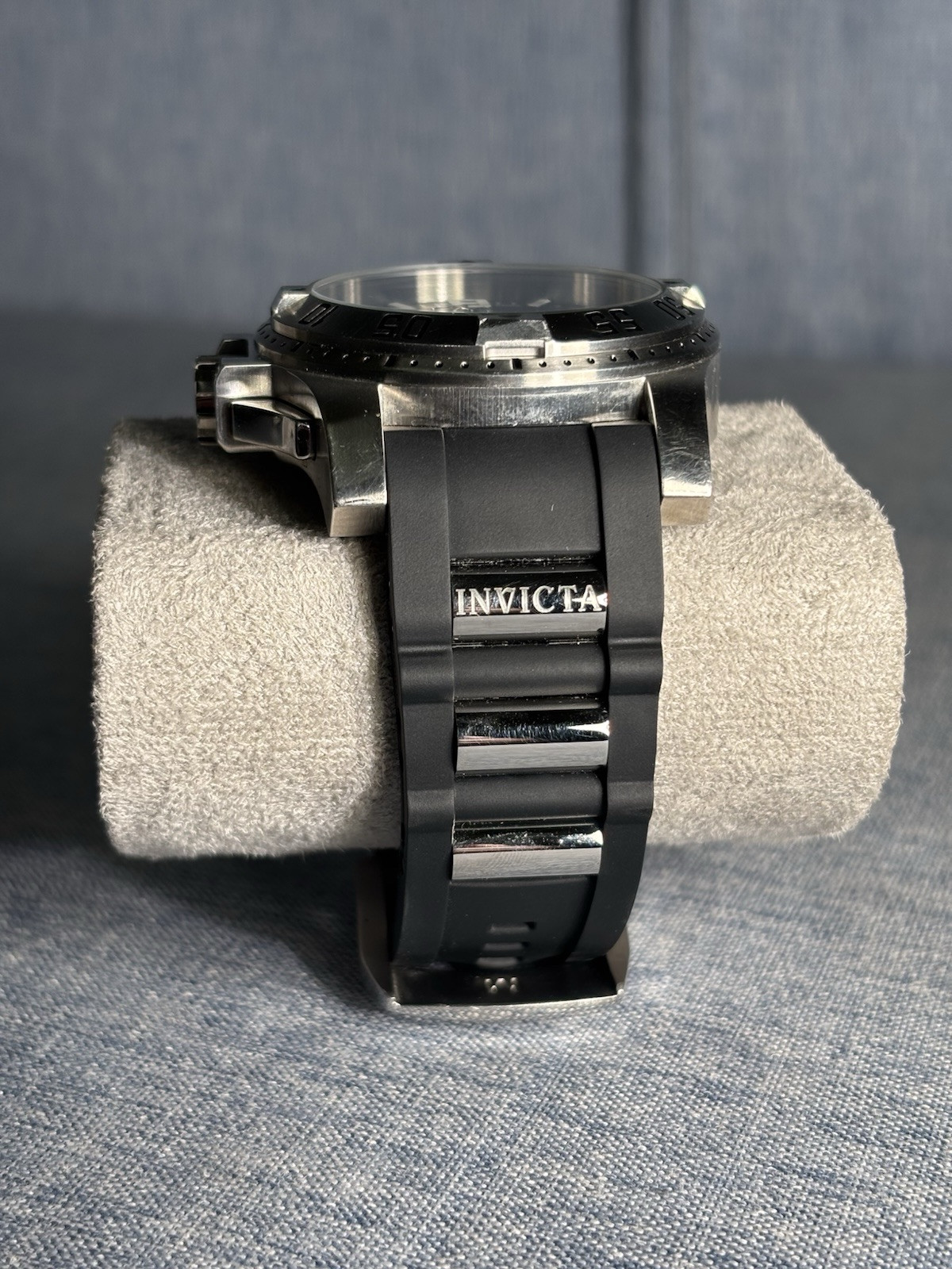 INVICTA EXCURSION MODEL 18202 CHRONOGRAPH WATCH N… - image 7