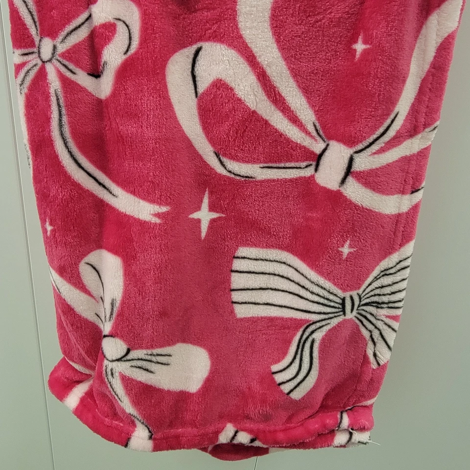 NEW Juicy Couture All Bows Black White Print Hot Pink Velvet Soft Throw Blanket - Image 4 of 4
