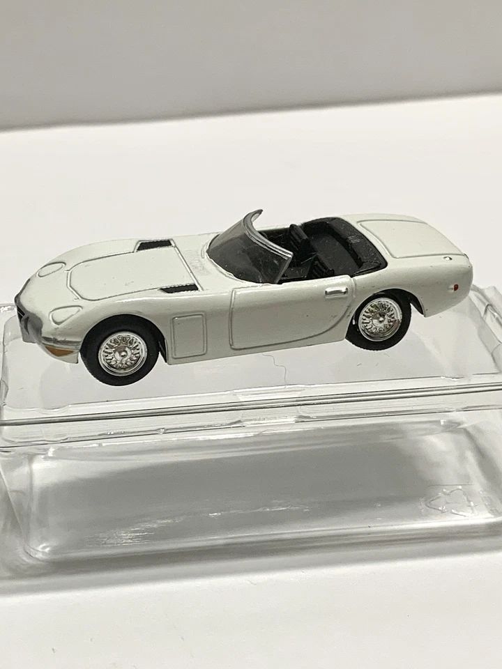 Johnny Lightning James Bond 007 You Only Live Twice Toyota 2000-GT blanco 1:64 Foto 2 de 4