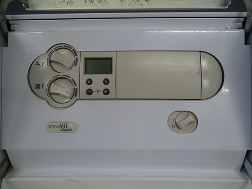 Caldera de gas Vaillant atmoVIT classic VK 404/1-C 40 kW calefacción año 2006 - Imagen 5 de 17