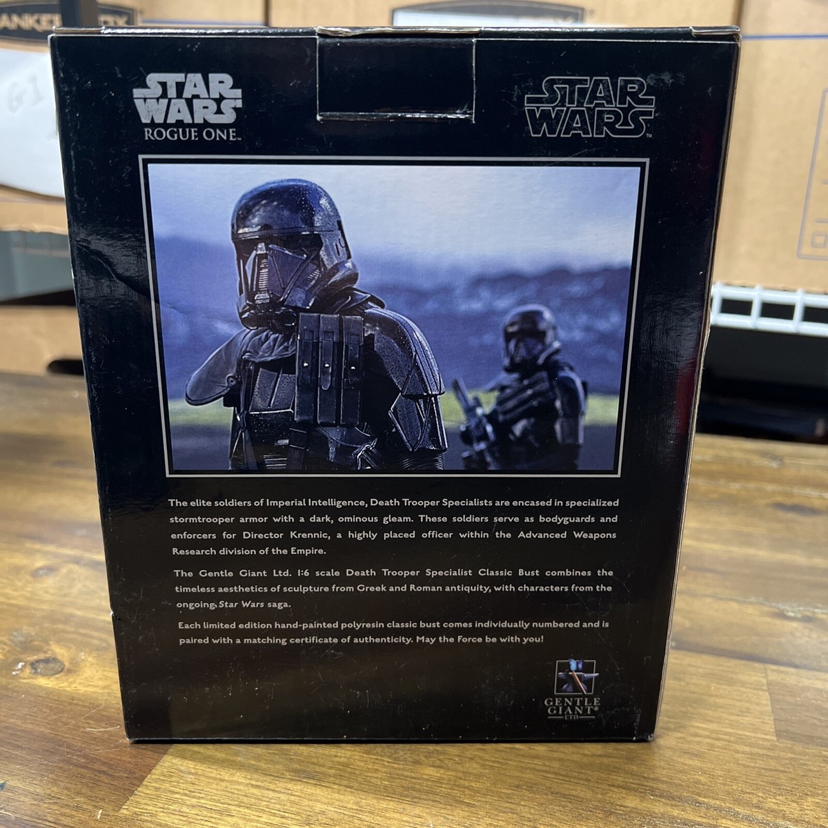 GENTLE GIANT STAR WARS DEATH TROOPER SPECIALIST CLASSIC BUST 2790  display picture 1