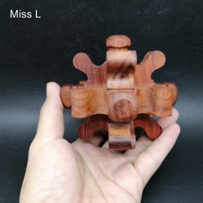 Red Rosewood Puzzle Chinese Plum Blossom Structure Wooden Kong Ming Lock Toy