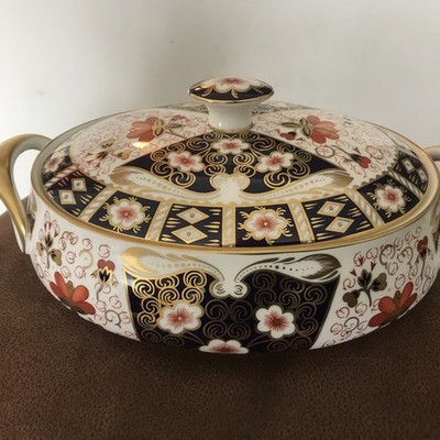 Royal Crown Derby Traditional Imari Oval COVERED VEGETABLE BOWL 2451