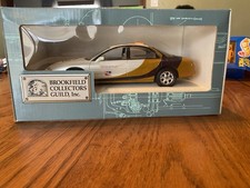 Brookfield Collectors Guild 1996 Oldsmobile Aurora IRL Pace Car Diecast Model