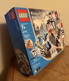 LEGO Castle Knight&rsquo;s Kingdom Grand Tournament (8779) 98% Complete W/Box & Manual