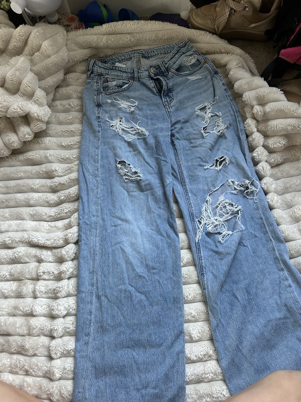 American Eagle Women’s Wide-Leg Jeans Light Wash Distressed Blue Denim Size 0