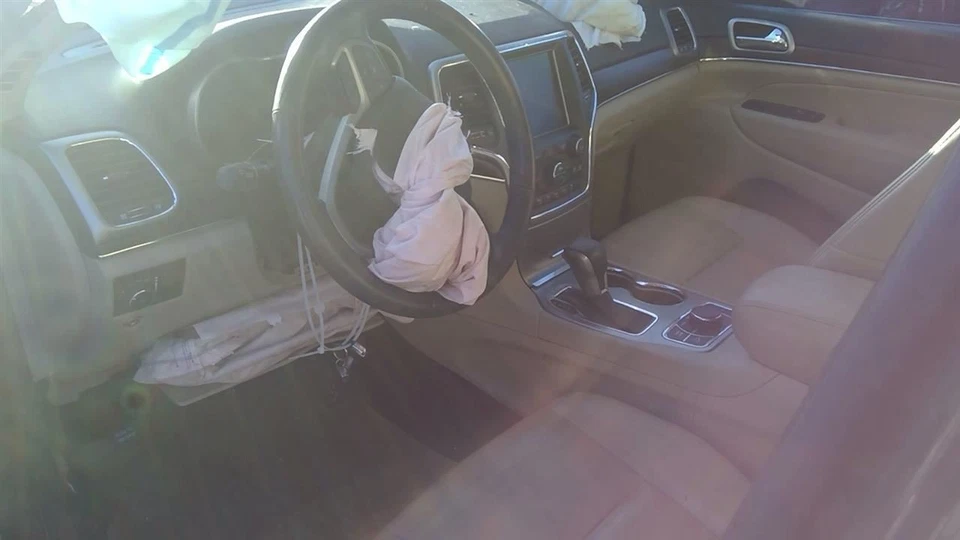 Fuse Box Engine Wk Body VIN E Or F 6th Digit Fits 18-22 GRAND CHEROKEE 2045149 Foto 2 de 4