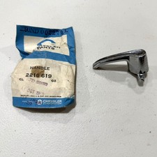 Nos Mopar 1963-66 A Body Vent Window Wing Handle Dart Valiant 2dr 4dr Barracuda Nos Mopar 1963-66 A Body Vent Window Wing Handle Dart Valiant 2dr 4dr Barracuda