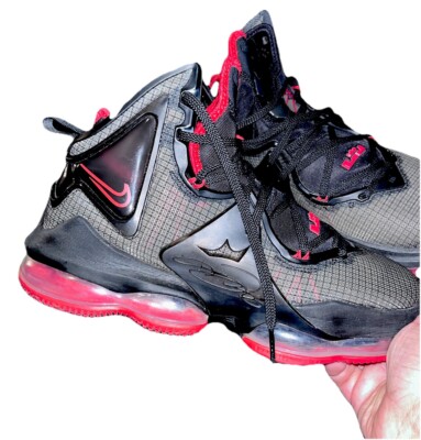 NEW! Nike LeBron XIX Bred Black University Red CZ0203 001  display picture 3