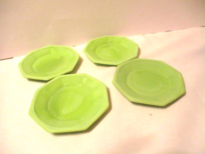 Arko Agate Green Slag Glass Plates Set of 4