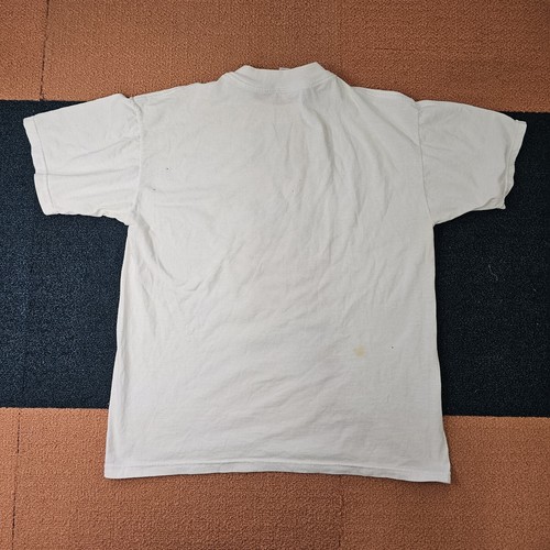 Stained* New York Yankees Champions Adult T-Shirt Medium White 4 In A Row k9a - Picture 5 of 12