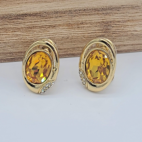 7 Charming Sister "Sartorial Splendor" Oval Gold & Yellow Crystal Earrings - Picture 7 of 12
