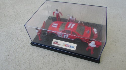 Vintage 1991 BILL ELLIOT #11 Ford race car pit stop diorama 8" x 12" 1:24 scale - Picture 11 of 12
