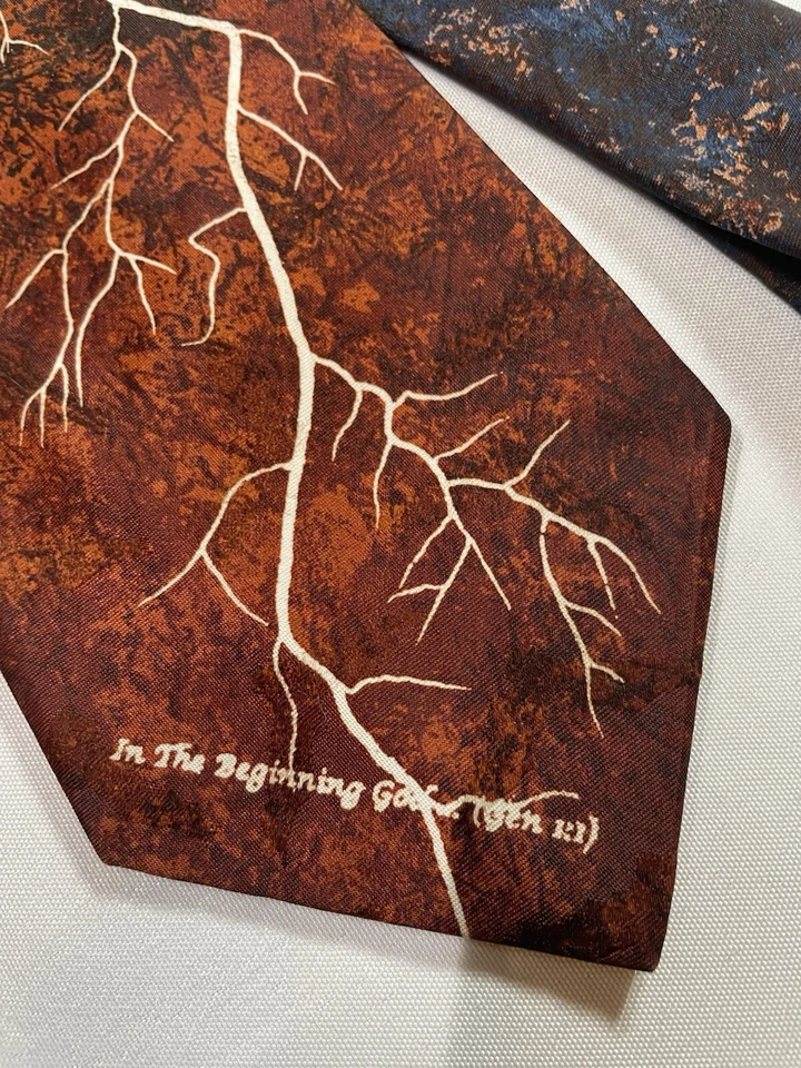 Eagles Wings Rojo Blanco Rayo Golpe Hombre Corbata Cuello "In The Beginning" Foto 2 de 4