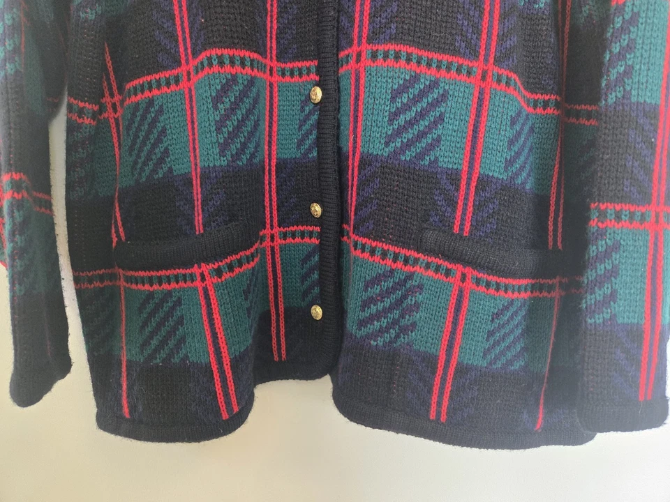 Suéter De Colección Crystal-Kobe Para Mujer 2X Cárdigan Botones Dorados A Cuadros Vacaciones de Navidad Foto 3 de 4